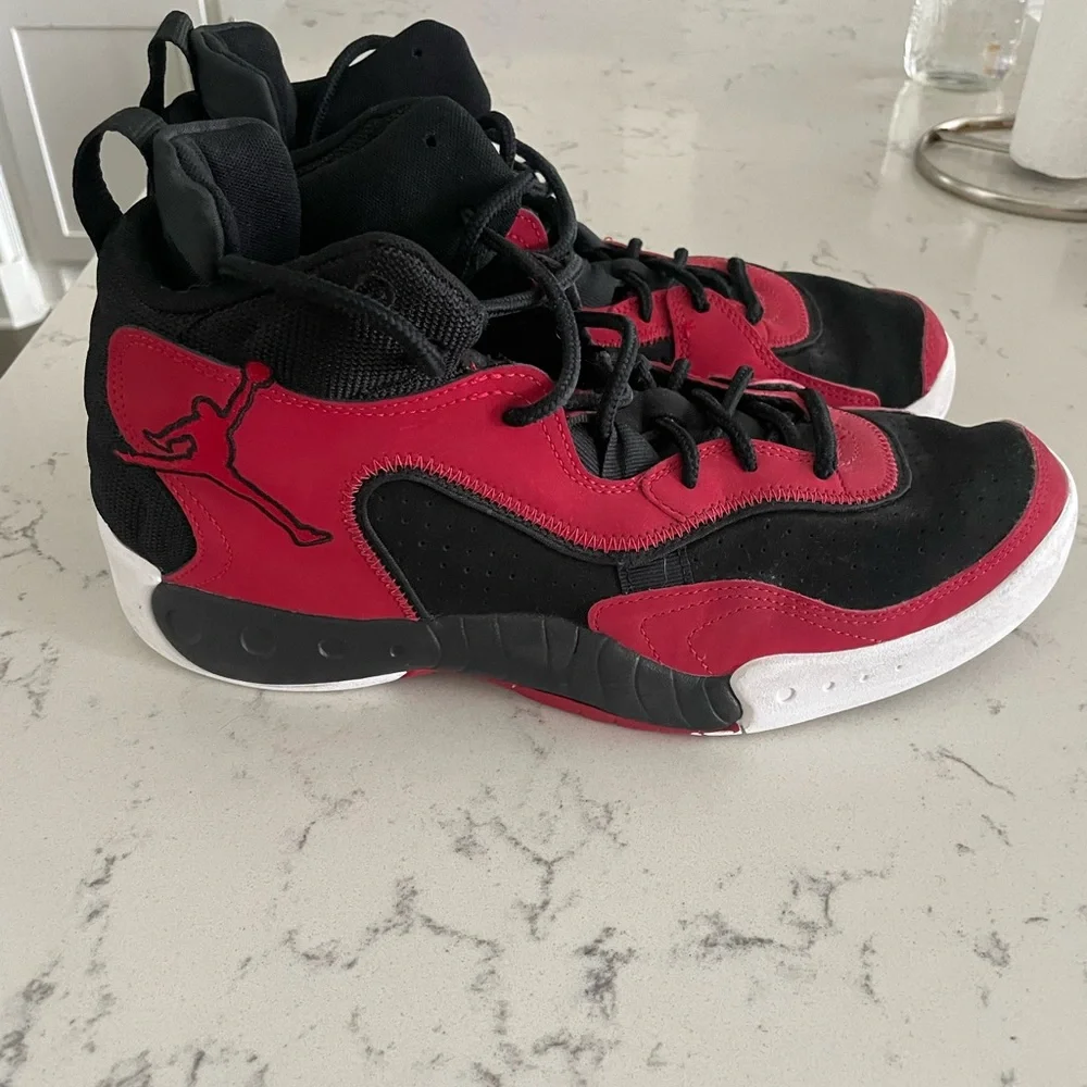 Nike Jordan Pro Jumpman - size 11.5 - Black & Red